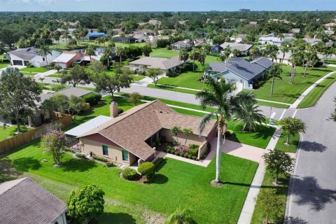 House in Sarasota, Florida 3 bedrooms, 137.96 sq.m. № 1877397 - photo 30