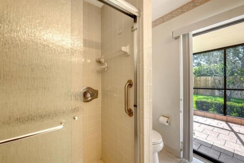 House in Sarasota, Florida 3 bedrooms, 137.96 sq.m. № 1877397 - photo 21