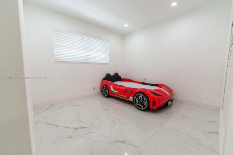 Casa en venta en Hollywood, Florida, 3 dormitorios, 156.26 m2 № 1842537 - foto 16