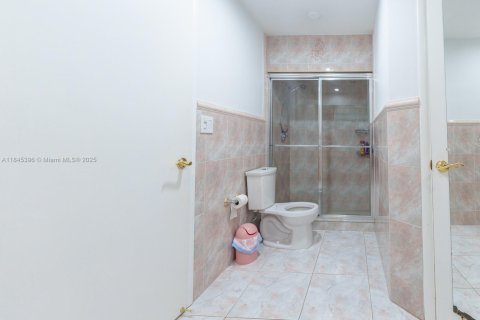 Casa en venta en Hollywood, Florida, 3 dormitorios, 156.26 m2 № 1842537 - foto 14