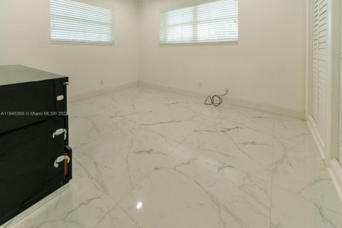 Casa en venta en Hollywood, Florida, 3 dormitorios, 156.26 m2 № 1842537 - foto 17