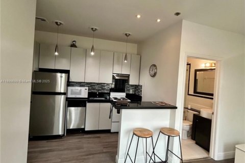 Copropriété à vendre à Miami Beach, Floride: 1 chambre, 34.65 m2 № 1950739 - photo 1