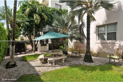 Condominio en venta en Miami Beach, Florida, 2 dormitorios, 65.03 m2 № 2013555 - foto 14