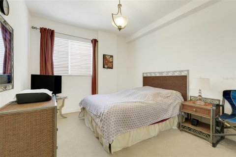 Condo in Orlando, Florida, 3 bedrooms  № 1826119 - photo 25