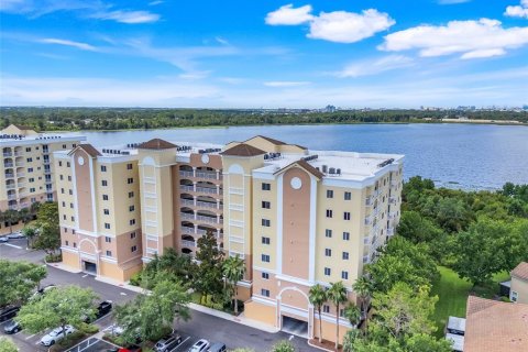 Condo in Orlando, Florida, 3 bedrooms  № 1826119 - photo 4