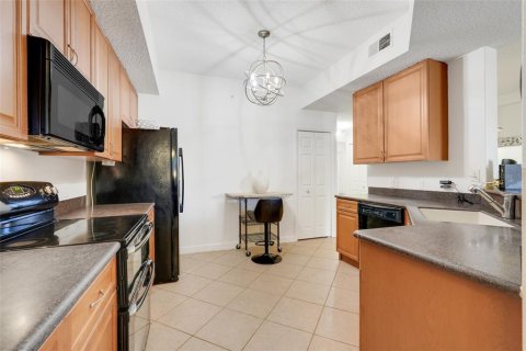 Condo in Orlando, Florida, 3 bedrooms  № 1826119 - photo 15