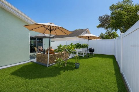 Villa ou maison à louer à Port Richey, Floride: 3 chambres, 118.73 m2 № 2410644 - photo 28