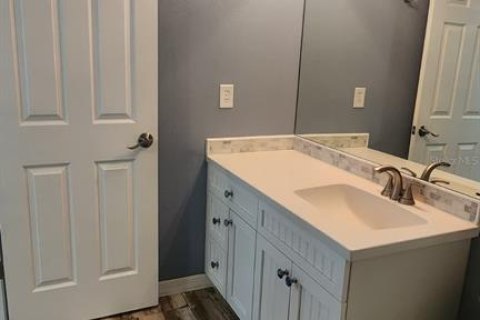 Villa ou maison à louer à Port Richey, Floride: 3 chambres, 118.73 m2 № 2410644 - photo 14