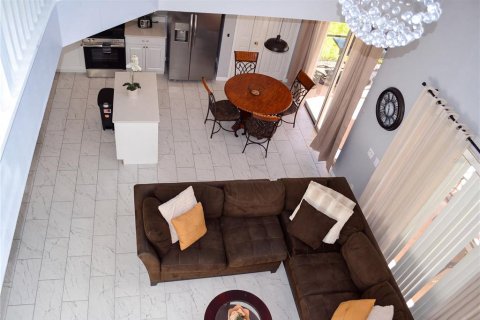 Villa ou maison à vendre à Davenport, Floride: 6 chambres, 257.43 m2 № 2424256 - photo 16