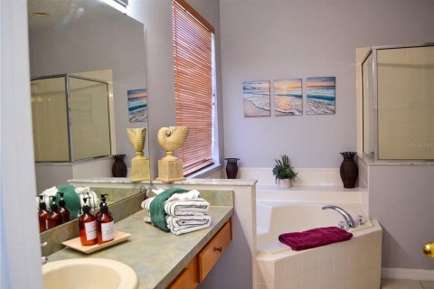 Villa ou maison à vendre à Davenport, Floride: 6 chambres, 257.43 m2 № 2424256 - photo 9