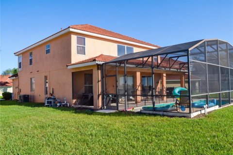 Villa ou maison à vendre à Davenport, Floride: 6 chambres, 257.43 m2 № 2424256 - photo 2