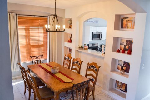 Villa ou maison à vendre à Davenport, Floride: 6 chambres, 257.43 m2 № 2424256 - photo 5