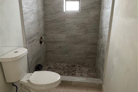 Купить виллу или дом в Майами, Флорида 2 спальни, 77.76м2, № 1809324 - фото 7