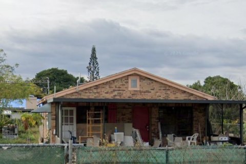 Купить виллу или дом в Майами, Флорида 2 спальни, 77.76м2, № 1809324 - фото 1