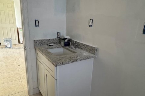 Купить виллу или дом в Майами, Флорида 2 спальни, 77.76м2, № 1809324 - фото 8