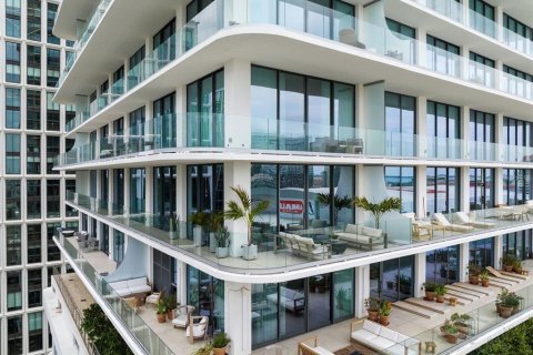 Condominio en alquiler en Tampa, Florida, 2 dormitorios, 173.54 m2 № 1564892 - foto 2