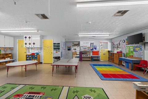 Propiedad comercial en venta en Tampa, Florida, 370.77 m2 № 2418506 - foto 24
