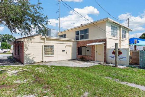 Propiedad comercial en venta en Tampa, Florida, 370.77 m2 № 2418506 - foto 29