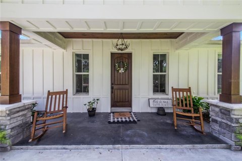House in Haines City, Florida 3 bedrooms, 179.86 sq.m. № 2345586 - photo 7