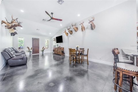 House in Haines City, Florida 3 bedrooms, 179.86 sq.m. № 2345586 - photo 19