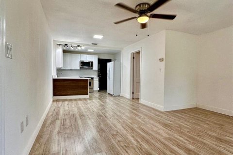 House in Ocala, Florida 3 bedrooms, 96.71 sq.m. № 1769087 - photo 11