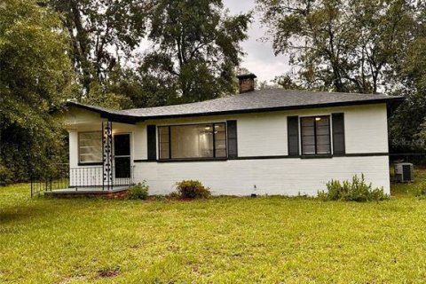 House in Ocala, Florida 3 bedrooms, 96.71 sq.m. № 1769087 - photo 2