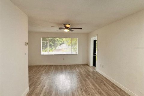 House in Ocala, Florida 3 bedrooms, 96.71 sq.m. № 1769087 - photo 14