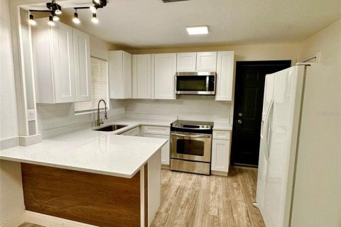 House in Ocala, Florida 3 bedrooms, 96.71 sq.m. № 1769087 - photo 19