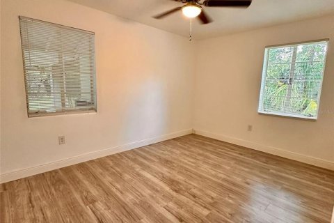 House in Ocala, Florida 3 bedrooms, 96.71 sq.m. № 1769087 - photo 26
