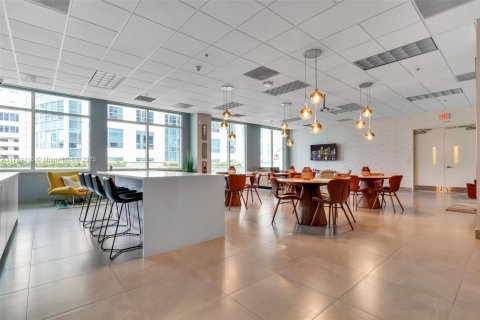Condominio en venta en Miami, Florida, 2 dormitorios, 102.66 m2 № 1862686 - foto 28