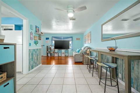 House in Daytona Beach, Florida 2 bedrooms, 125.98 sq.m. № 1751917 - photo 9