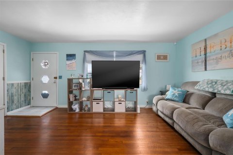 House in Daytona Beach, Florida 2 bedrooms, 125.98 sq.m. № 1751917 - photo 4