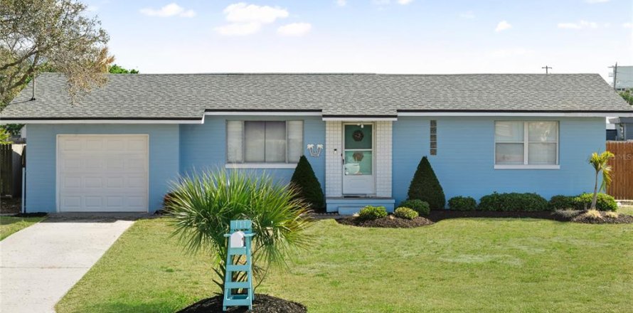 House in Daytona Beach, Florida 2 bedrooms, 125.98 sq.m. № 1751917