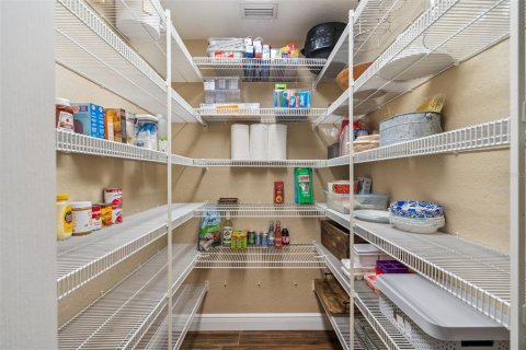 Купить виллу или дом в Лэйк Хелен, Флорида 7 комнат, 264.31м2, № 1902484 - фото 7