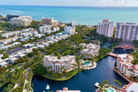 Condo in Key Biscayne, Florida, 2 bedrooms  № 1971275 - photo 18