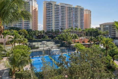 Condo in Key Biscayne, Florida, 2 bedrooms  № 1971275 - photo 3