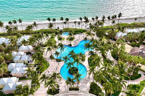 Condo in Key Biscayne, Florida, 2 bedrooms  № 1971275 - photo 26