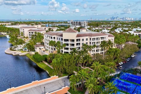 Condo in Key Biscayne, Florida, 2 bedrooms  № 1971275 - photo 22