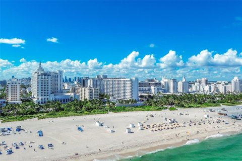 Copropriété à vendre à Miami Beach, Floride: 1 chambre, 76.18 m2 № 2012299 - photo 6