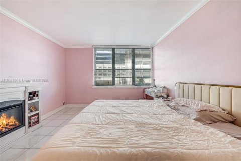 Copropriété à vendre à Miami Beach, Floride: 1 chambre, 76.18 m2 № 2012299 - photo 21
