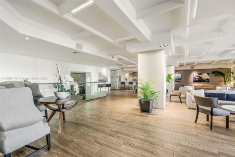 Copropriété à vendre à Miami Beach, Floride: 1 chambre, 76.18 m2 № 2012299 - photo 30