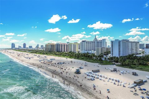 Copropriété à vendre à Miami Beach, Floride: 1 chambre, 76.18 m2 № 2012299 - photo 7