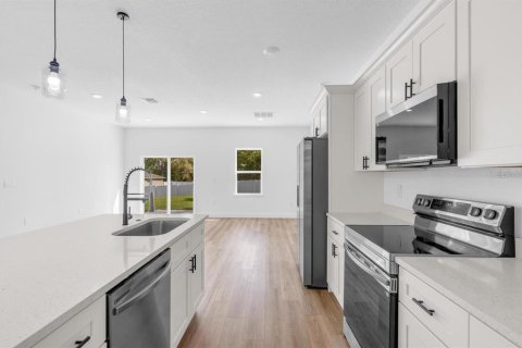 Casa en alquiler en Ocala, Florida, 4 dormitorios, 173.26 m2 № 2156238 - foto 8