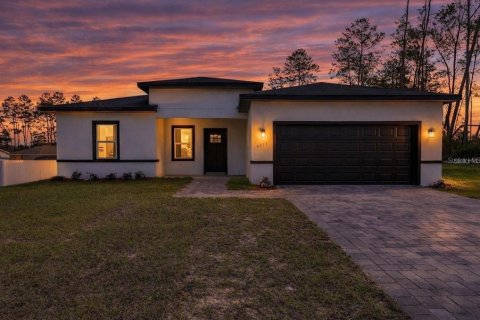 Casa en Ocala, Florida 4 dormitorios, 173.26 m2 № 2156238