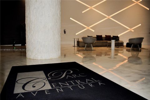 Copropriété à vendre à Aventura, Floride: 2 chambres, 98.66 m2 № 1925942 - photo 17