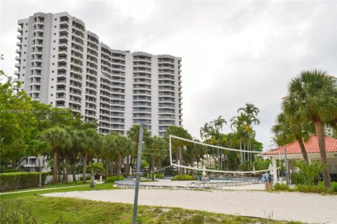 Copropriété à vendre à Aventura, Floride: 2 chambres, 98.66 m2 № 1925942 - photo 25