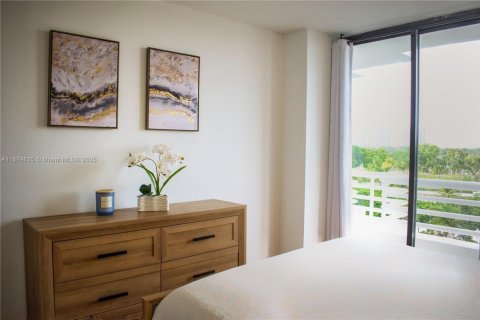 Copropriété à vendre à Aventura, Floride: 2 chambres, 98.66 m2 № 1925942 - photo 9