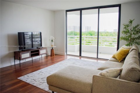 Copropriété à vendre à Aventura, Floride: 2 chambres, 98.66 m2 № 1925942 - photo 3