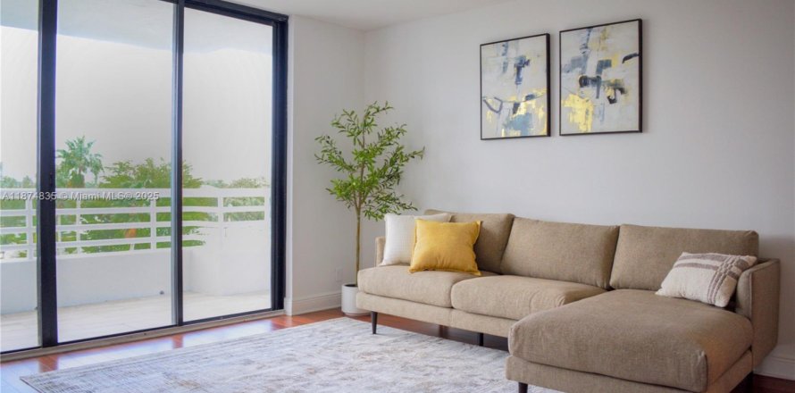 Condo à Aventura, Floride, 2 chambres № 1925942