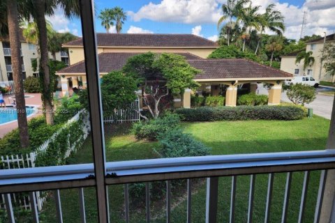 Copropriété à vendre à Hollywood, Floride: 2 chambres, 80.55 m2 № 1979762 - photo 8